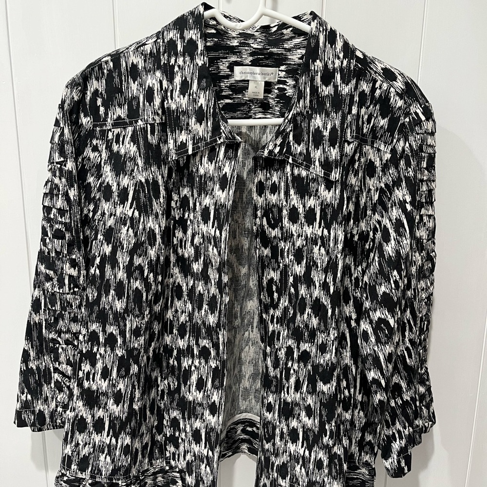 Christopher and Banks, black and white print spring jacket.